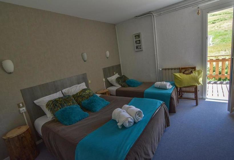 هتل Hôtel La Mayt