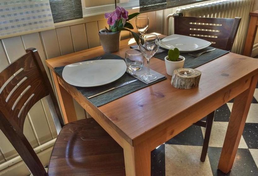 هتل Hôtel La Mayt