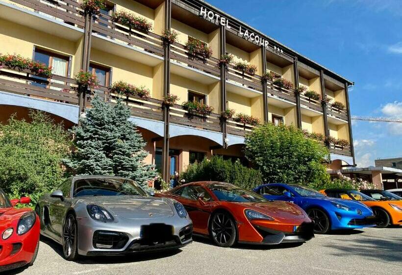 בית מלון כפרי Lacour