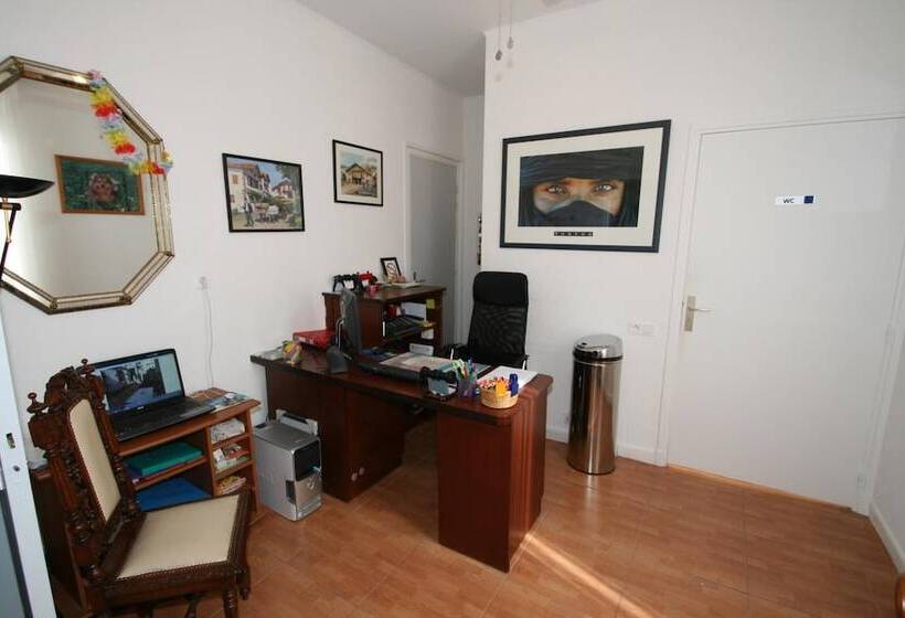 هتل Hôtel Le Magenta