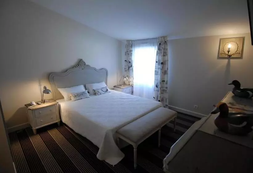هتل Hôtel Le Martray