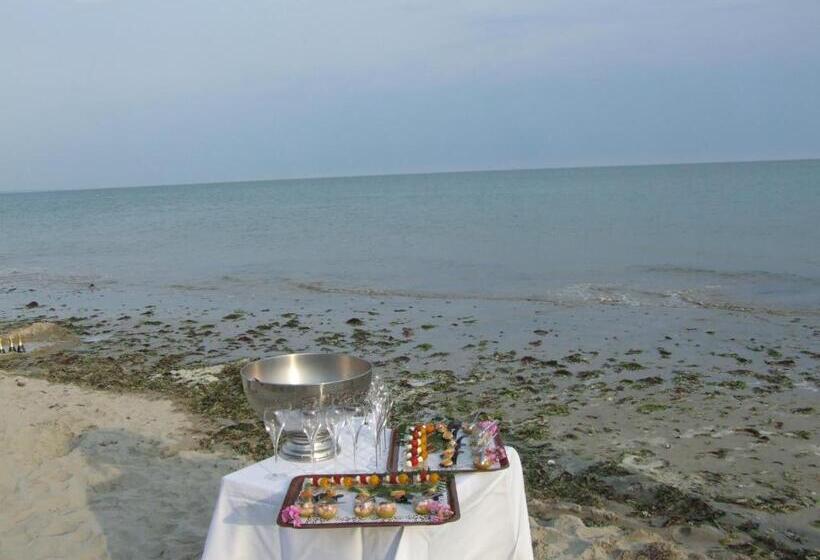 فندق Hôtel Le Martray