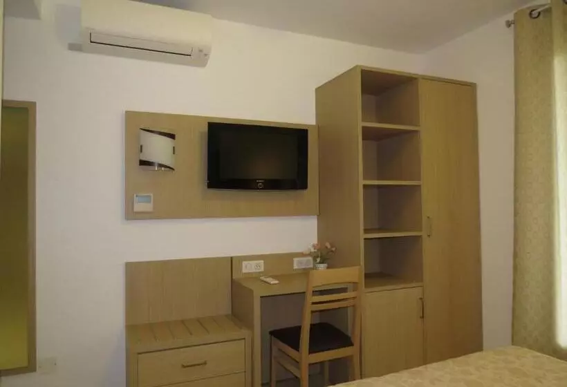 Hotelli Hôtel Mare E Monti