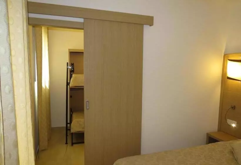 Hotelli Hôtel Mare E Monti