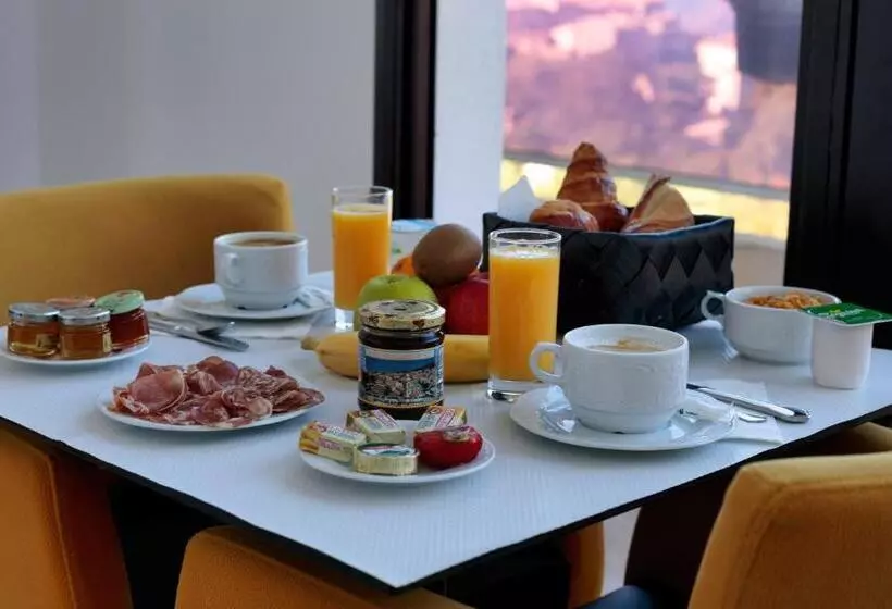 Hotelli Hôtel Mare E Monti