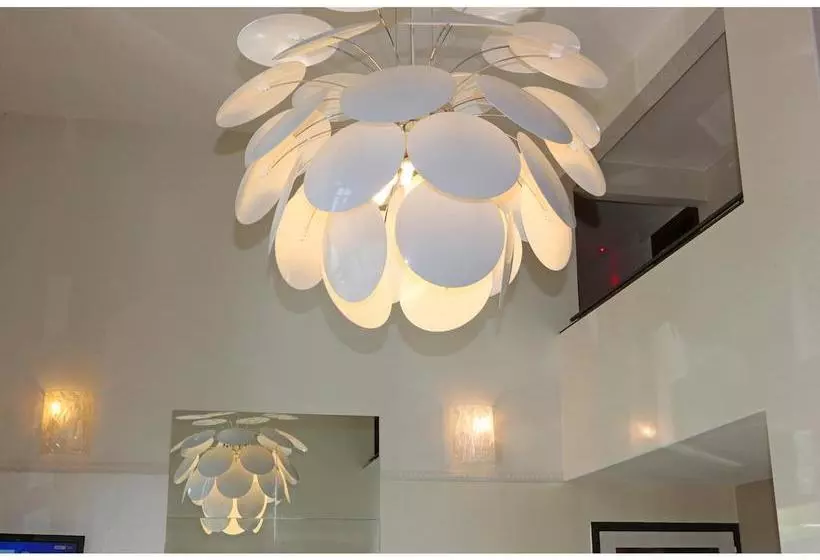 ホテル Inn Design Resto Novo Challans
