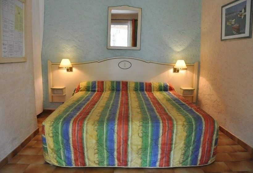 ホテル La Cigalière