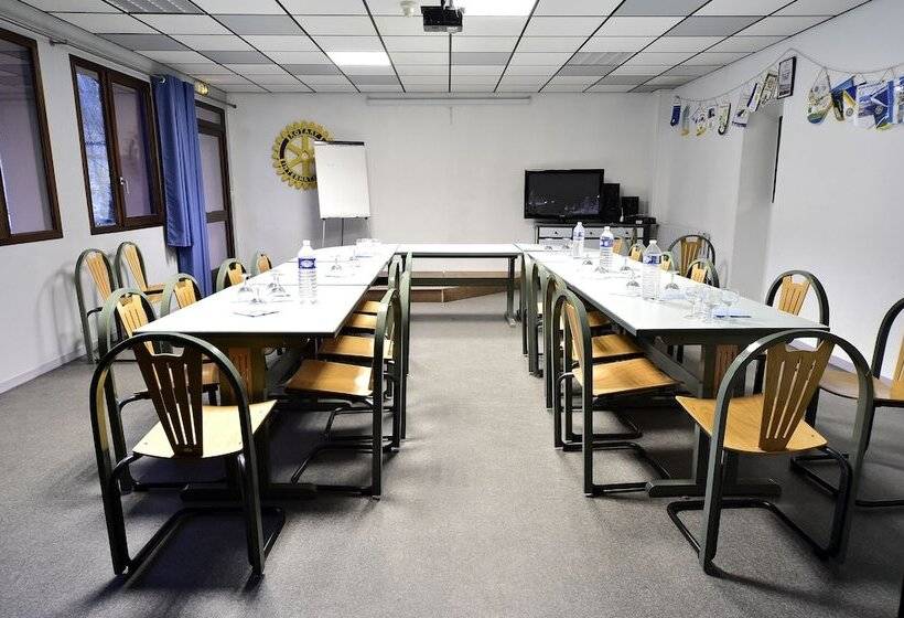 בית מלון כפרי Lacour