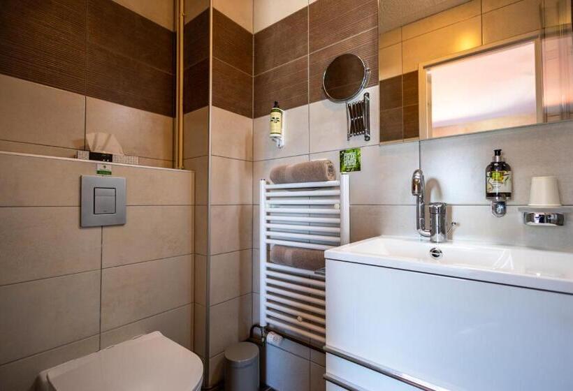 בית מלון כפרי Le Bouton D'or