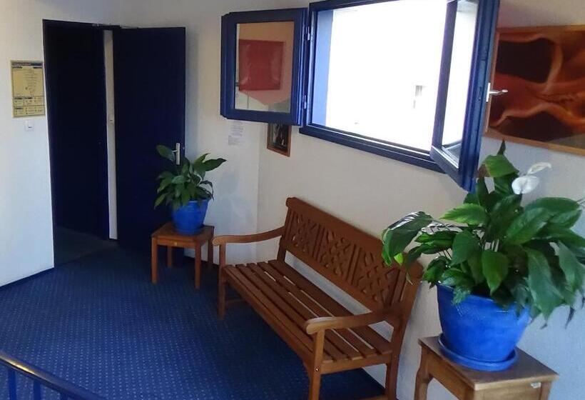 בית מלון כפרי Le Calypso   Réouverture