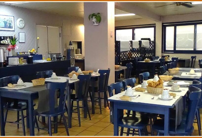 בית מלון כפרי Le Calypso   Réouverture