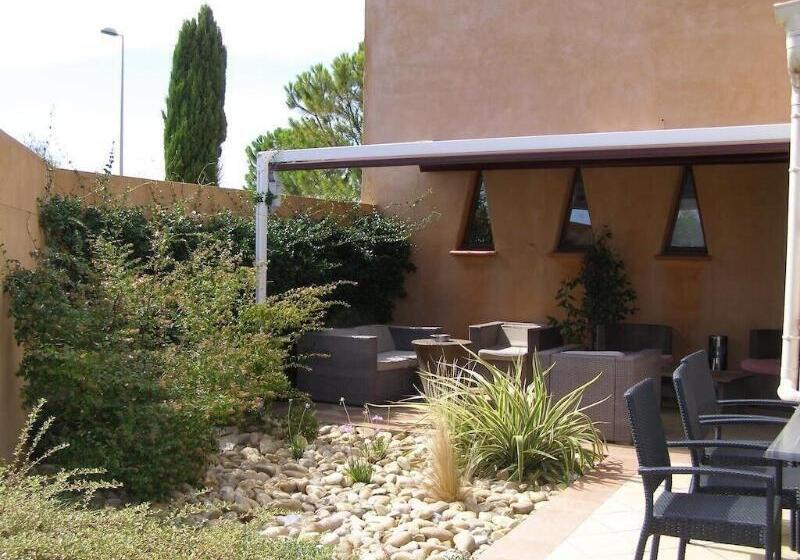 Hotel Le Mas De Gaujac