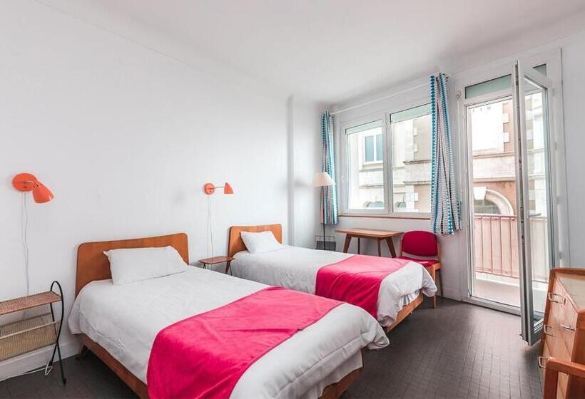 בית מלון כפרי Le Trident Thyrsé