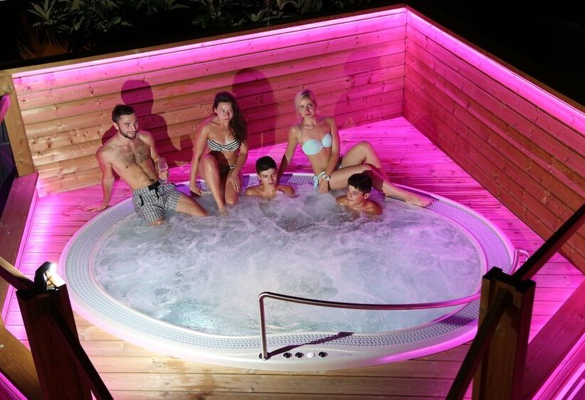 هتل Le Vieux Logis