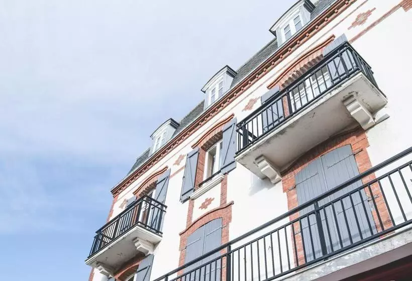 Hotelli Les Coutainvillaises