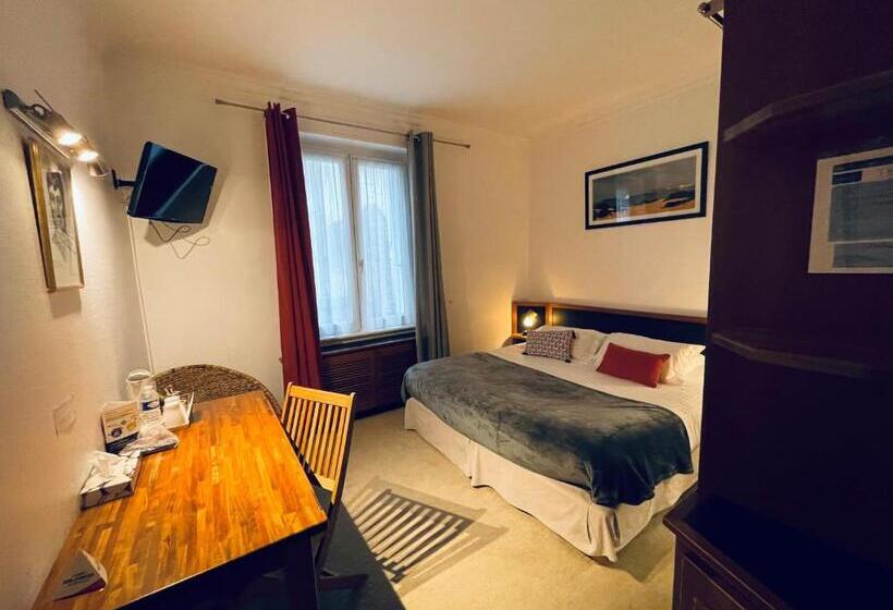 هتل Quic En Groigne