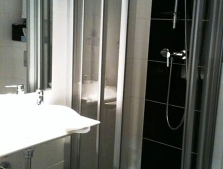 هتل Quic En Groigne