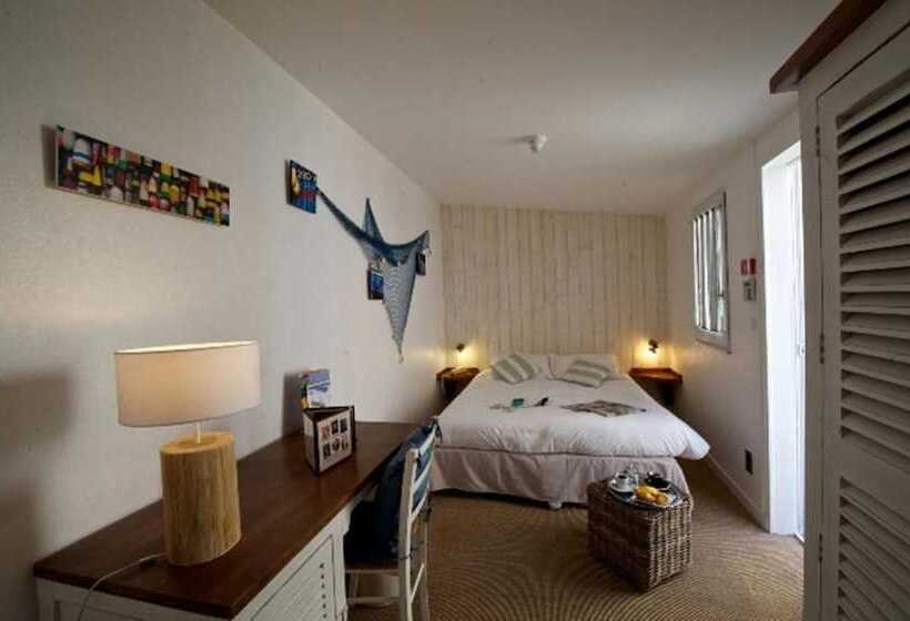 هتل Quic En Groigne