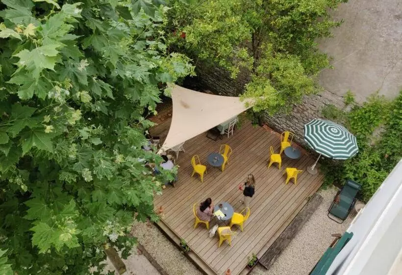 Hotelli Saint Charles Hôtel & Coliving Biarritz