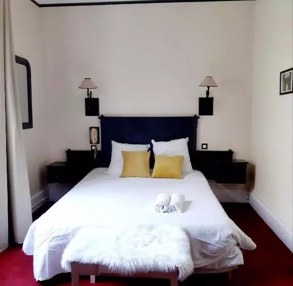 Hotelli Saint Charles Hôtel & Coliving Biarritz