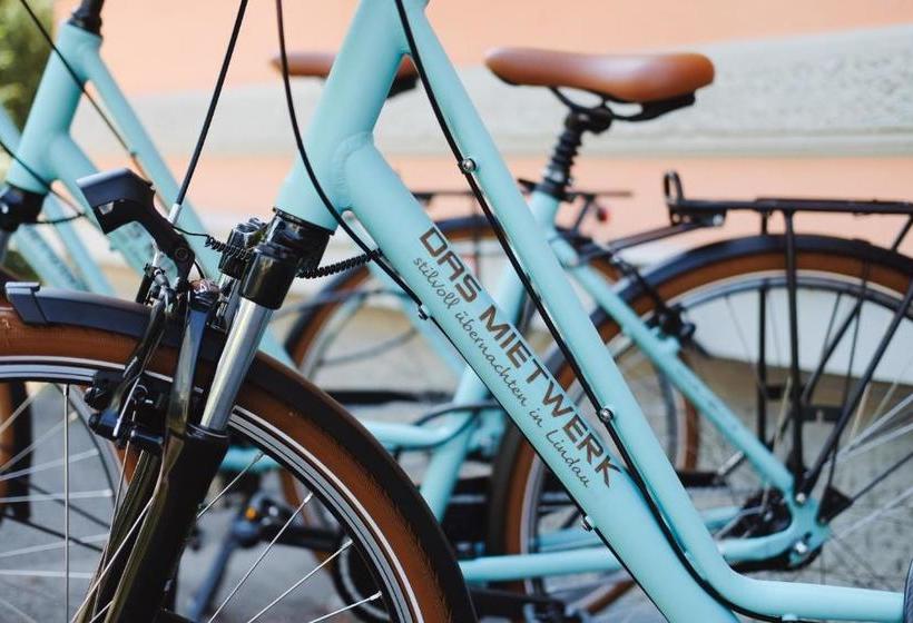 הוסטל Das Mietwerk - Bed & Breakfast