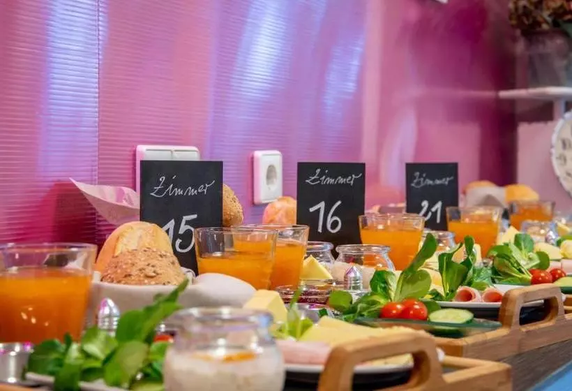 هاستل Das Mietwerk - Bed & Breakfast
