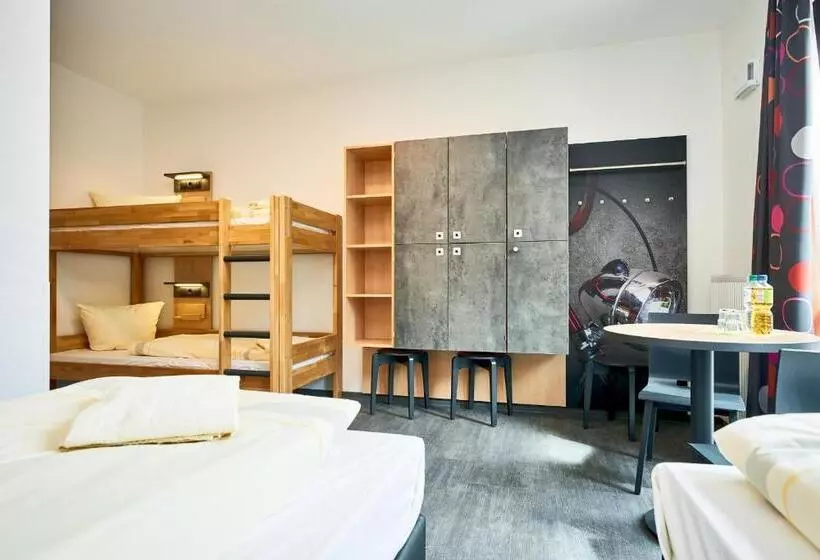Retkeilymaja Jugendgästehaus Aasee