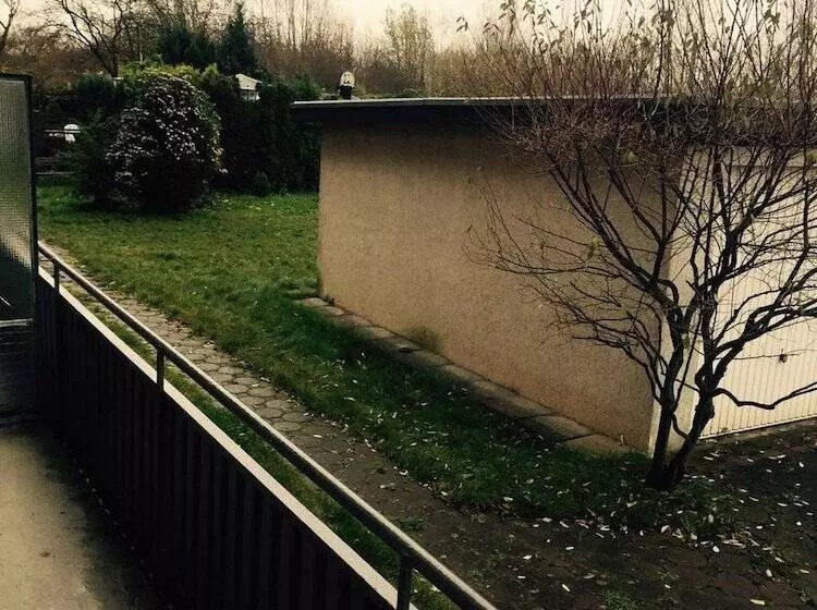 Gz Hostel Bornheim