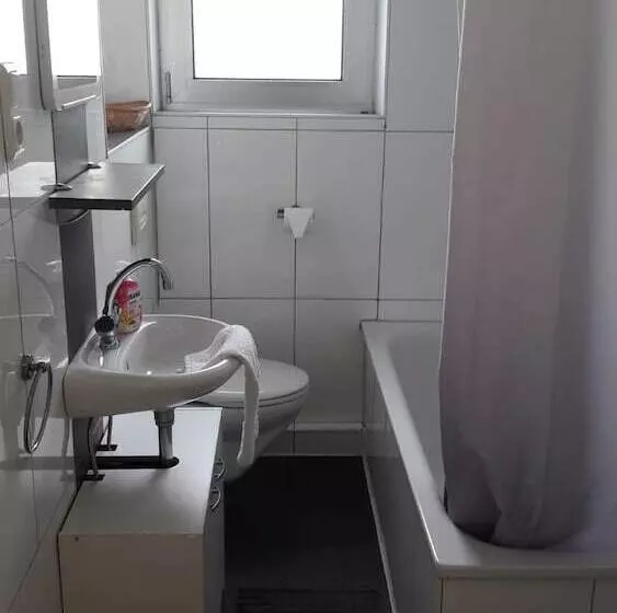 Gz Hostel Bornheim