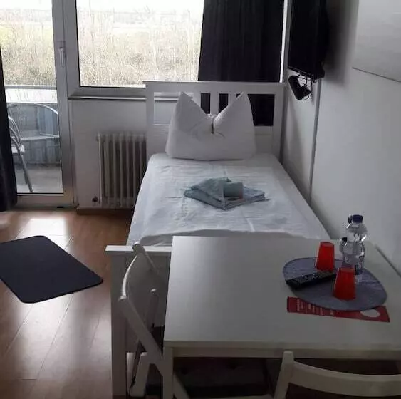 Gz Hostel Bornheim