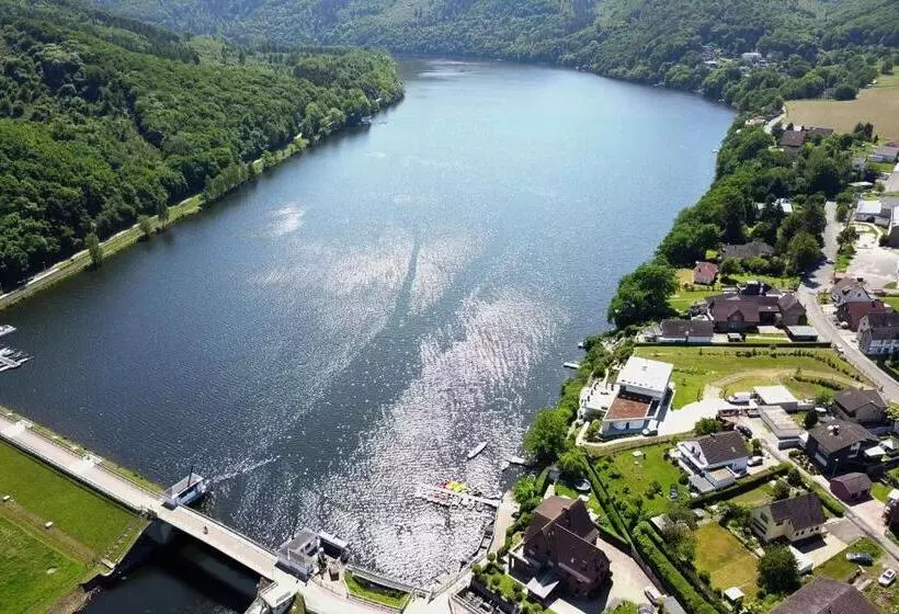 Hotelli Am See