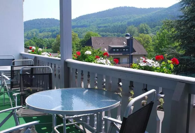 Hotelli Am See