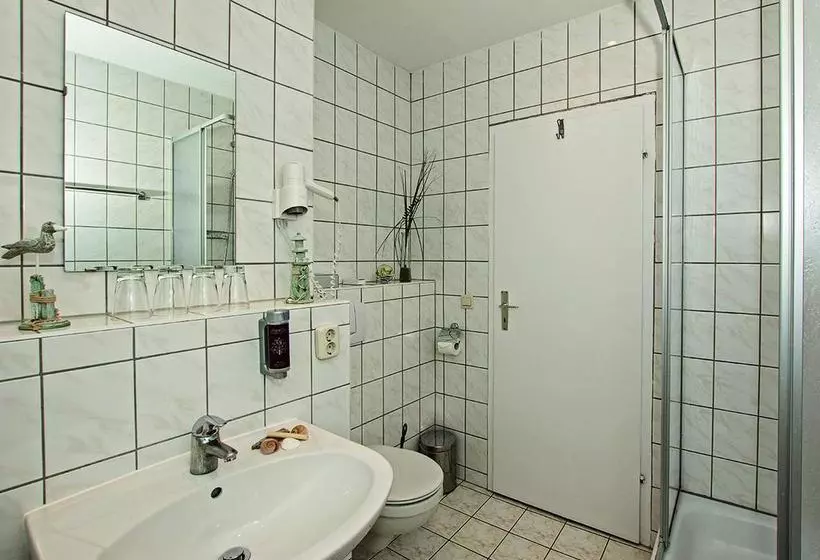ホテル Strandhaus Heringsdorf
