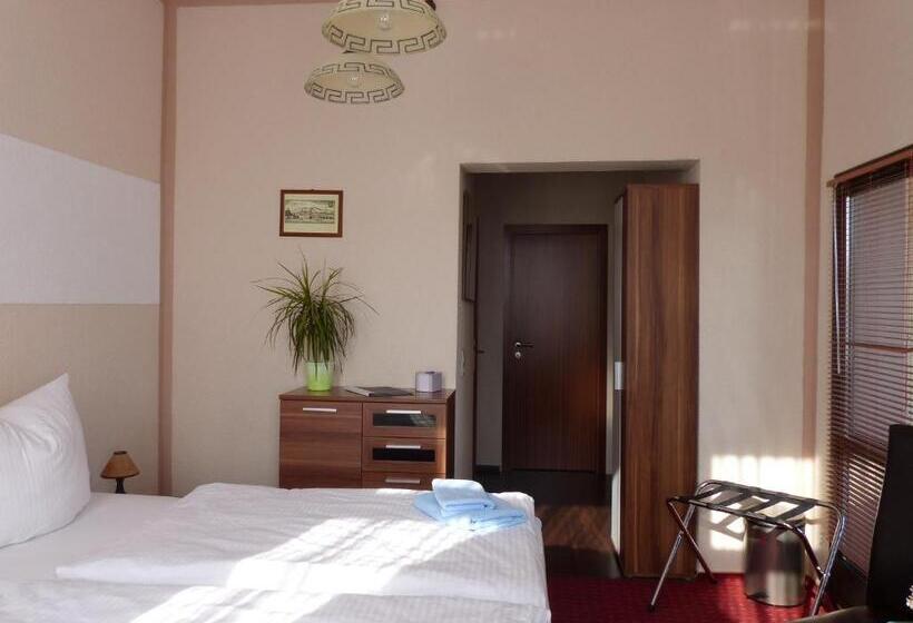 호텔 Friedchen Mit Eigener Fleischerei