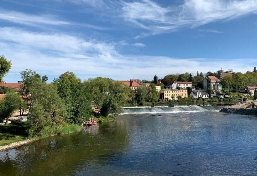 فندق Garni Zum Rebstock