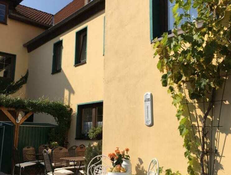 فندق Garni Zum Rebstock