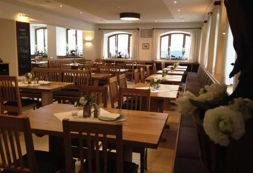 Hotelli Gasthaus Schwan