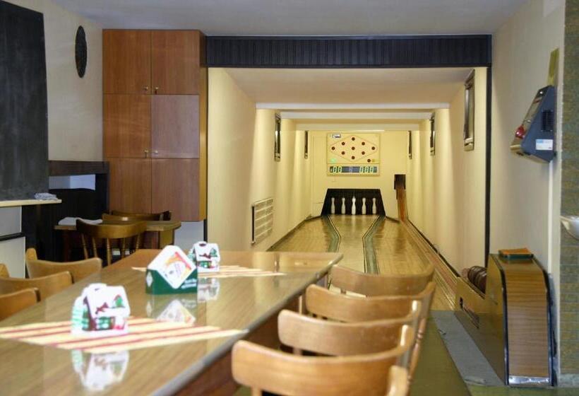 בית מלון כפרי Gasthaus Zur Quelle