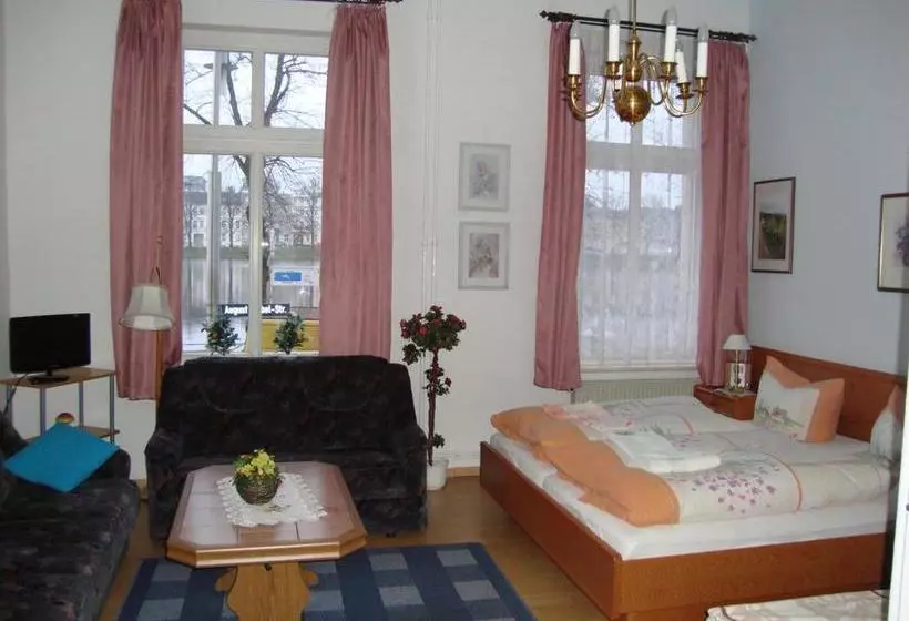 ホテル Haus Am Pfaffenteich