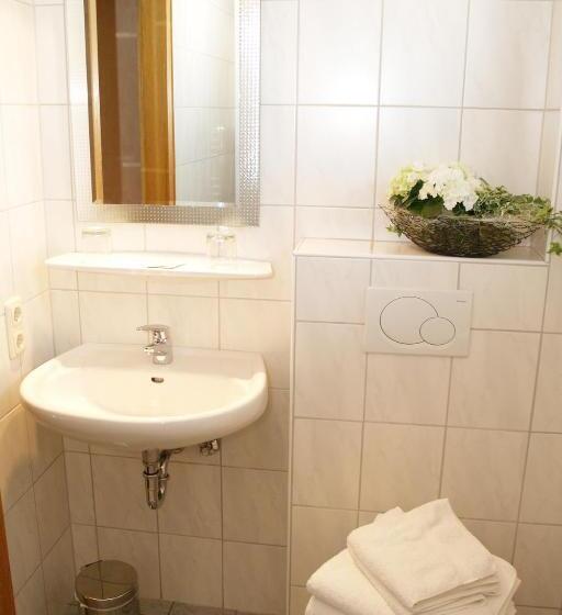 فندق Haus Gertrud