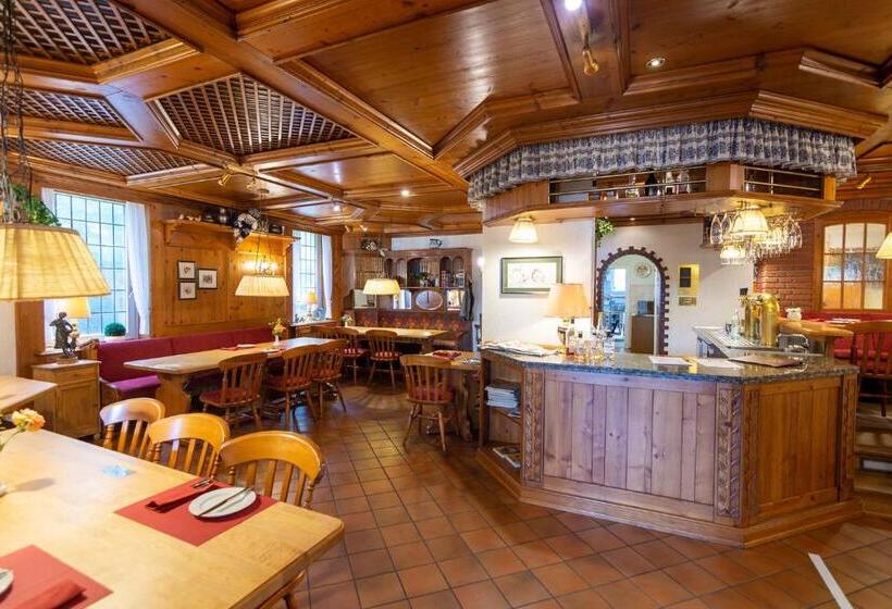 酒店 Jesteburger Hof