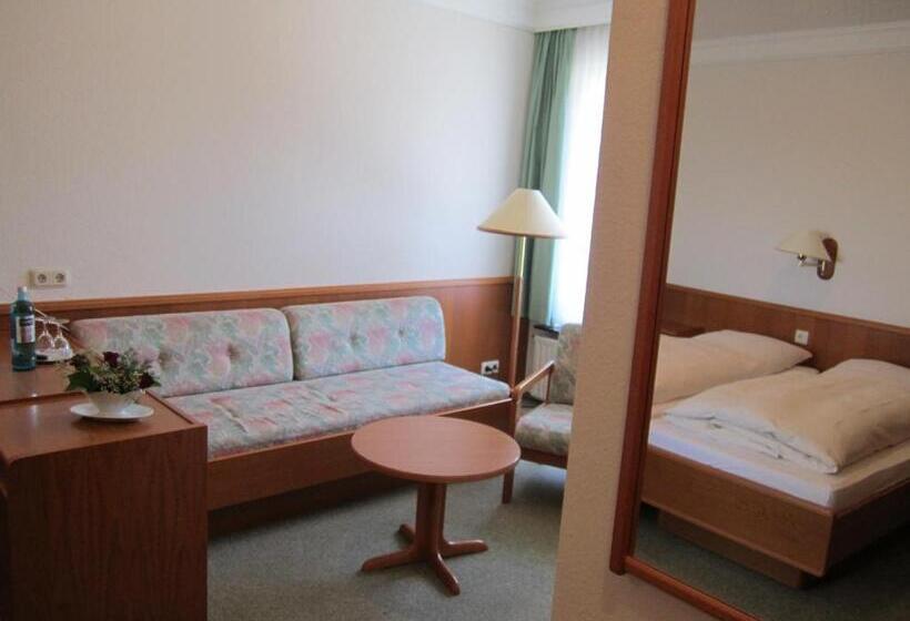 酒店 Jesteburger Hof