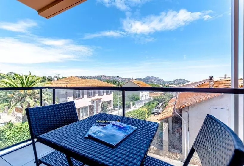 Otel Le Virevent