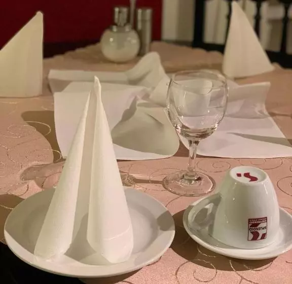 Hotelli Zur Aue