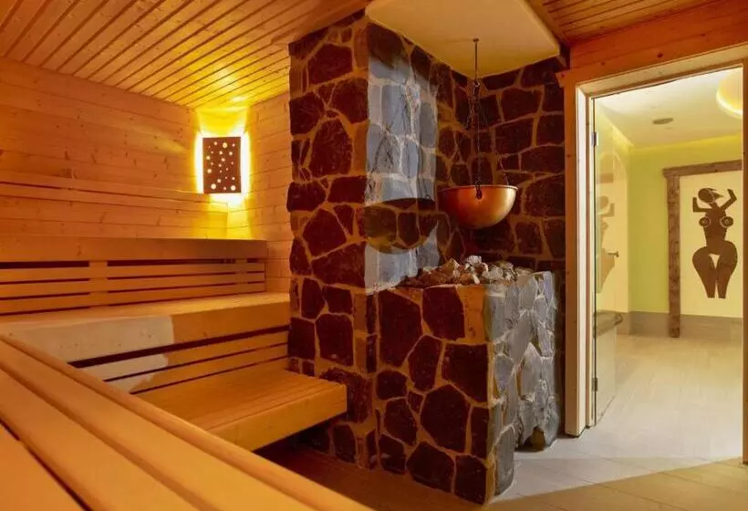 Naturpurhotel Maarblick