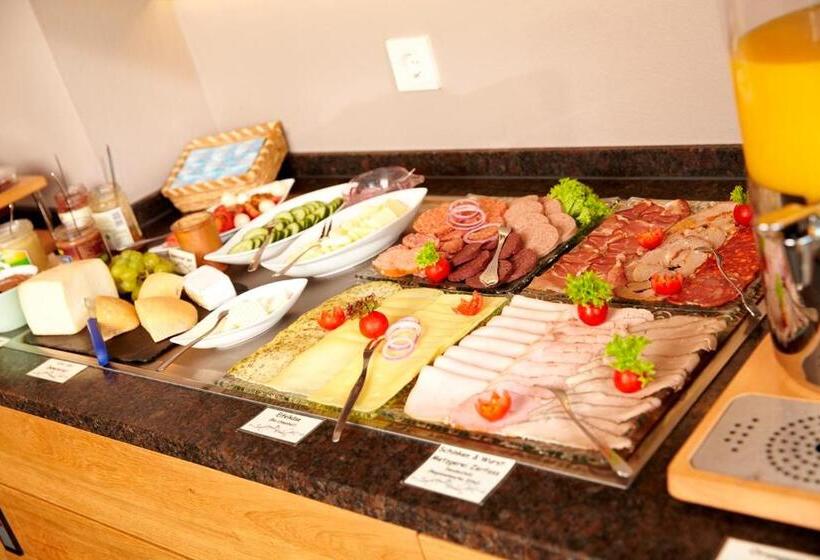 Naturpurhotel Maarblick