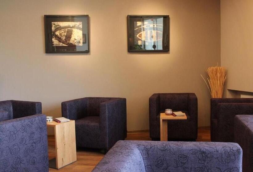 Naturpurhotel Maarblick