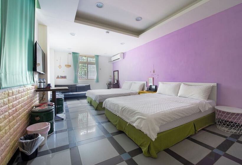 تختخواب و صبحانه Ju Jiu House