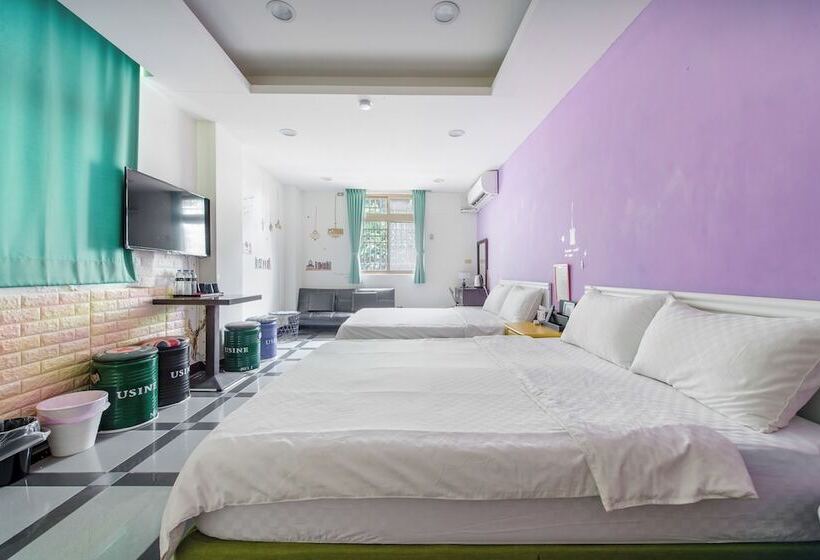 تختخواب و صبحانه Ju Jiu House