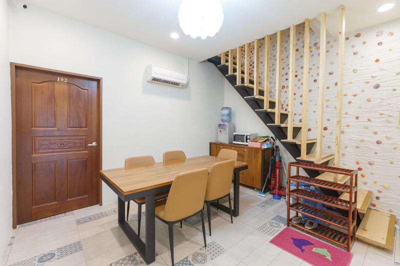 تختخواب و صبحانه Ktsea Inn